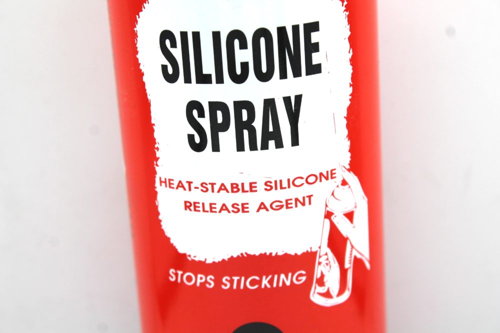 Spray silicone pour couture simili cuir