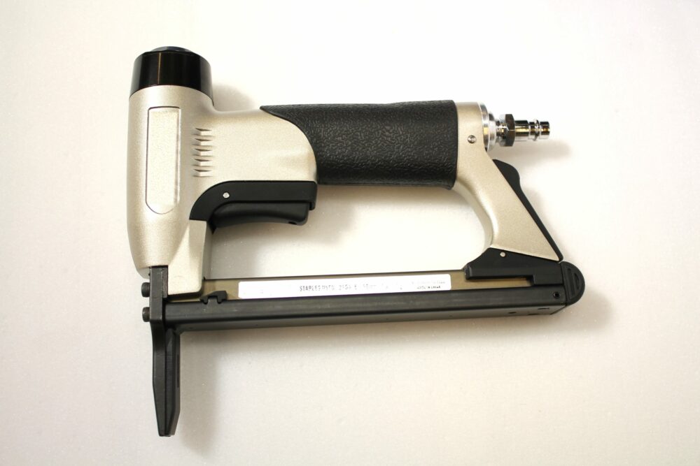 Agrafeuse semi pro type 380/16 429LN