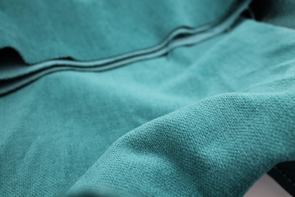 coupon de tissus Amara 710 Peacock (Aqua Clean) REF: AMA13