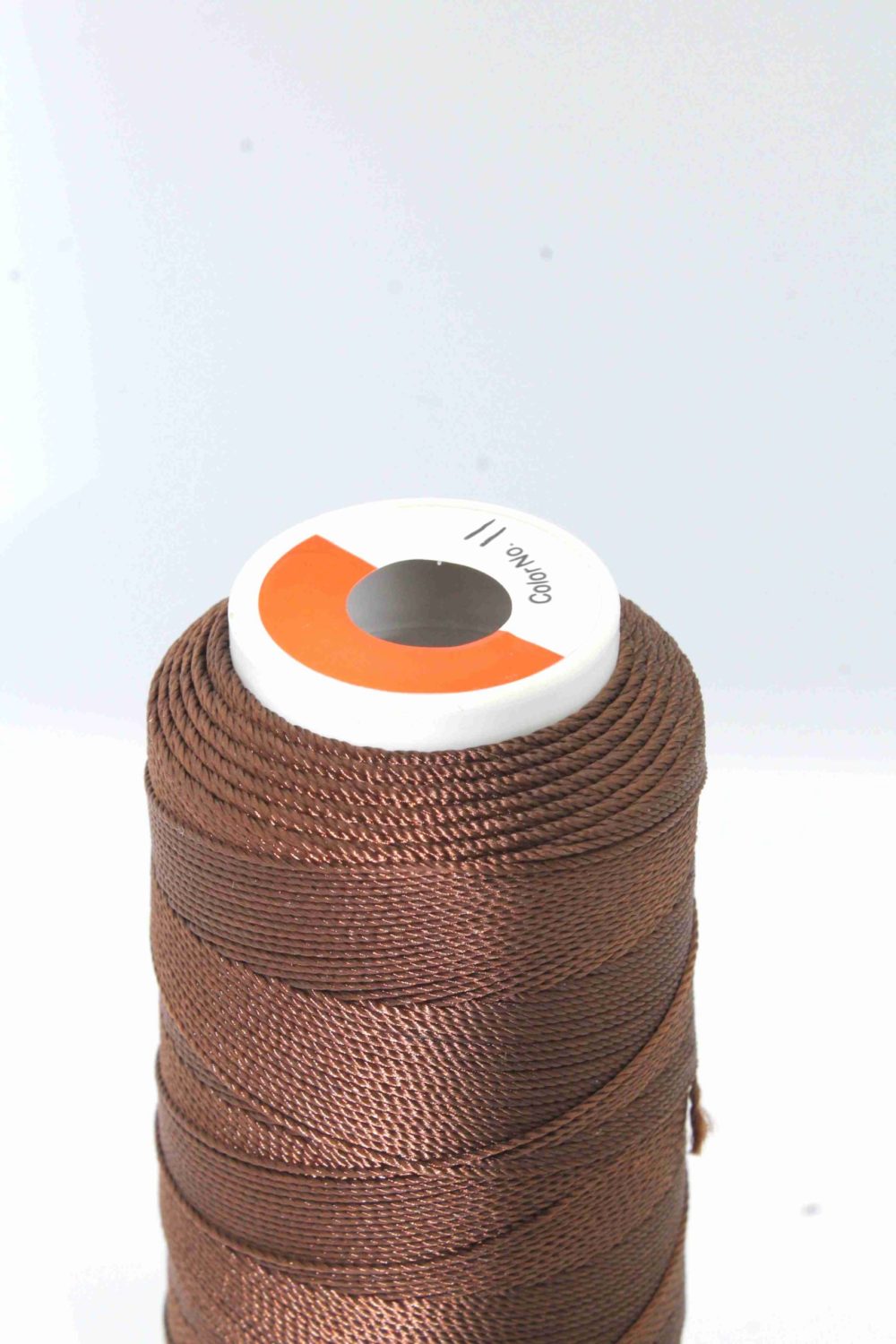 Bobine de fil à coudre pour surpiqure (8 coloris) – Image 4