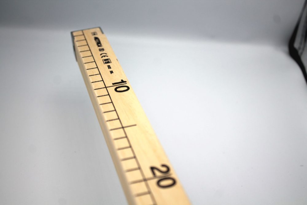 règle de 1 mètre en bois