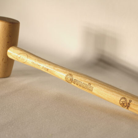 Alternative view of Maillet bois
